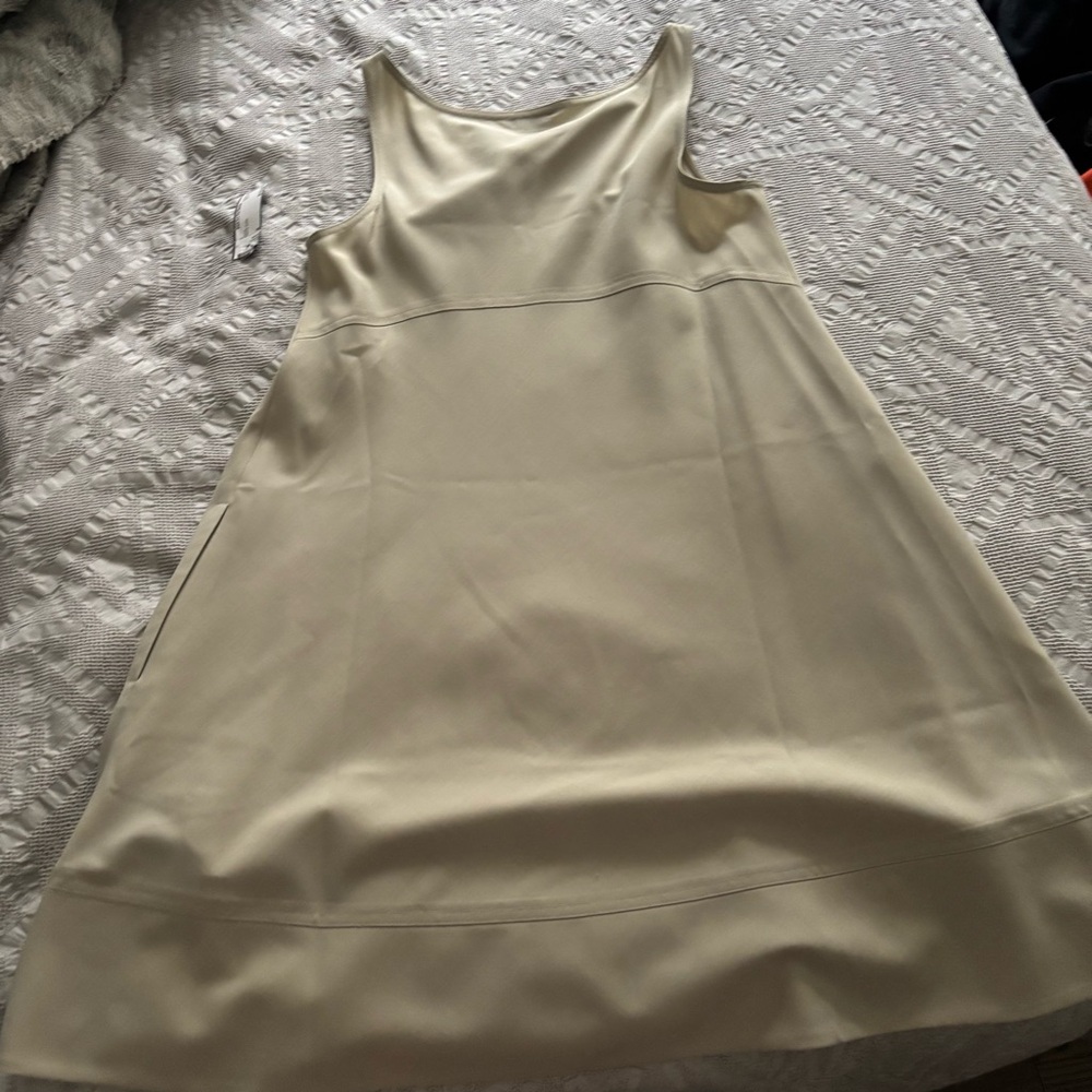 Classic Theory Cream A-Line Dress w. Pockets - Size 8